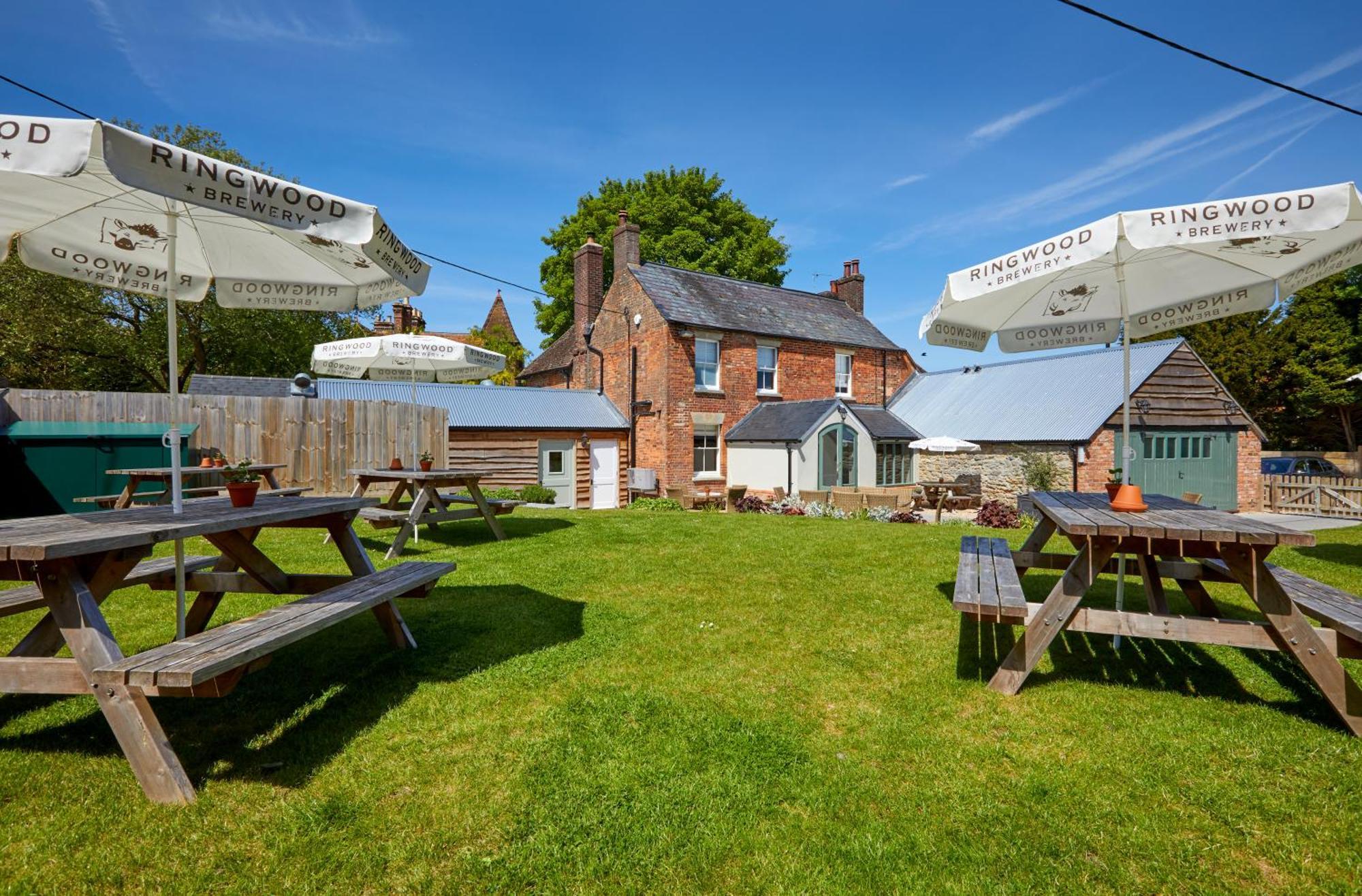 The Greyhound Inn Wantage Exterior photo